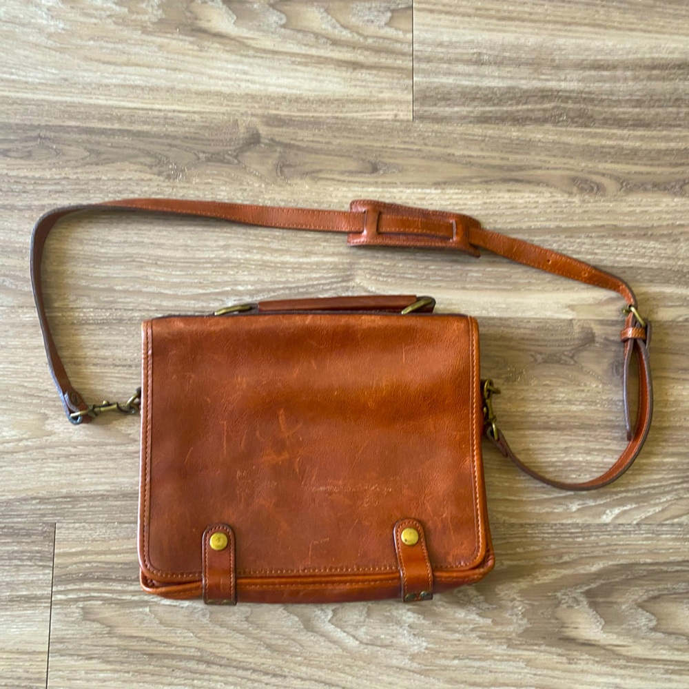 Wilson genuine leather satchel iPad bag case